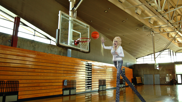 Illustration for article titled 5 Pictures Of Dolly Parton Dunking That You Can’t Find Anywhere Else...Because They’re Fake, Okay?! They Aren’t Real! We Made Them In Photoshop So You Would Like Us